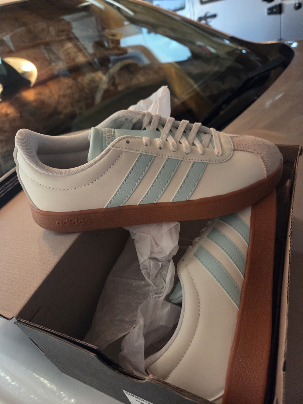 adidas Cream Sneakers with Light Blue Stripes and Gum Sole